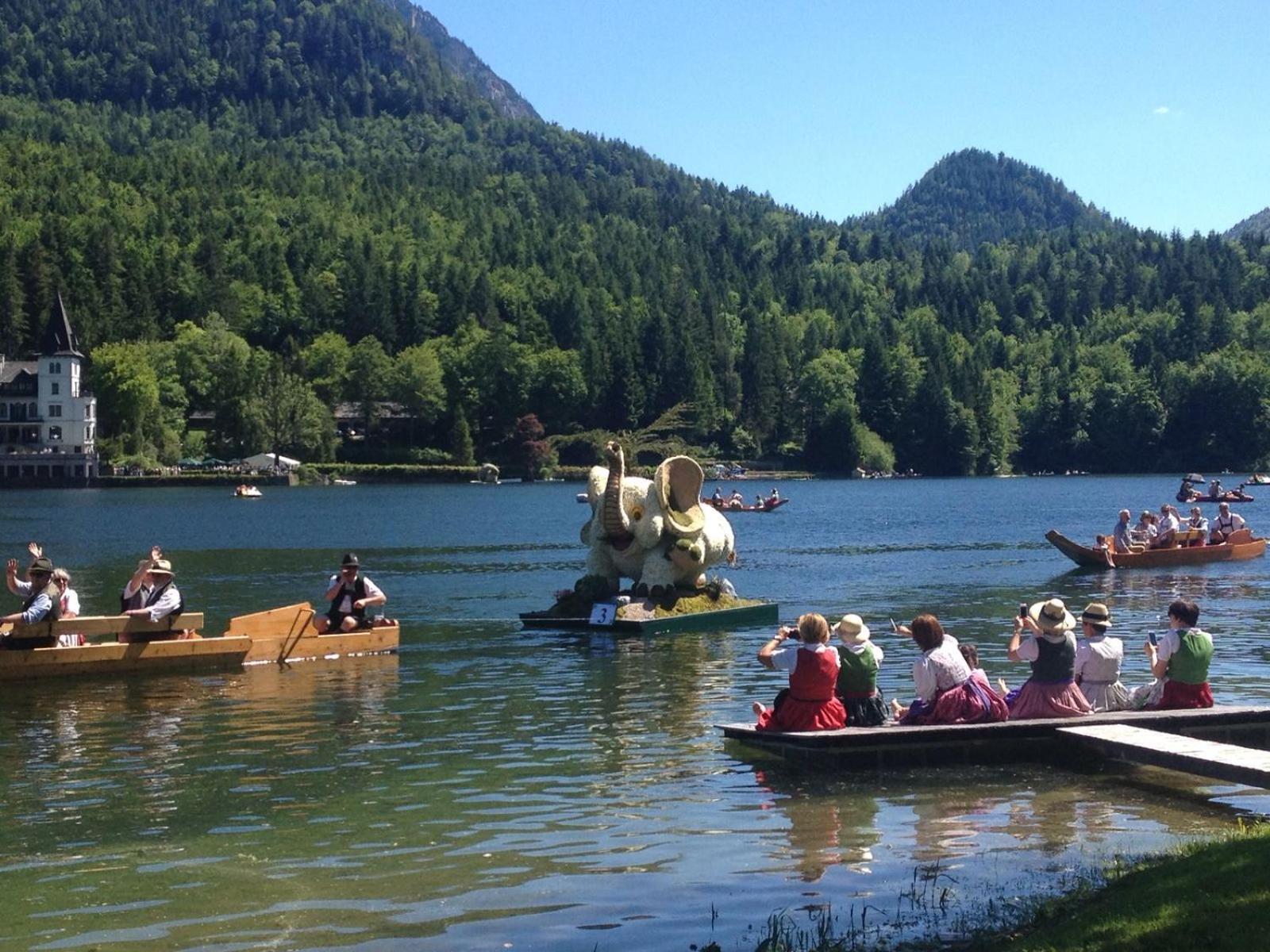 Appartements Direkt Am See Grundlsee Exterior foto