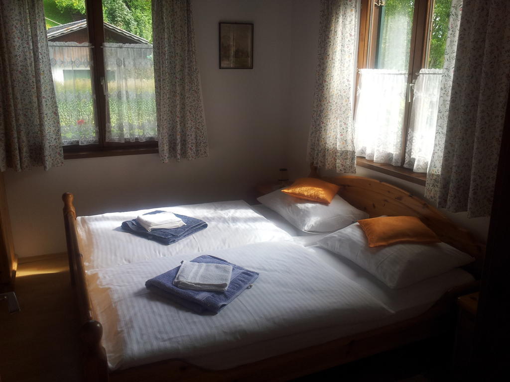 Appartements Direkt Am See Grundlsee Exterior foto