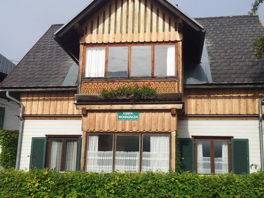 Appartements Direkt Am See Grundlsee Exterior foto
