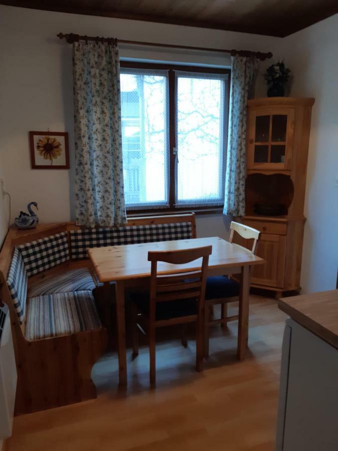 Appartements Direkt Am See Grundlsee Exterior foto